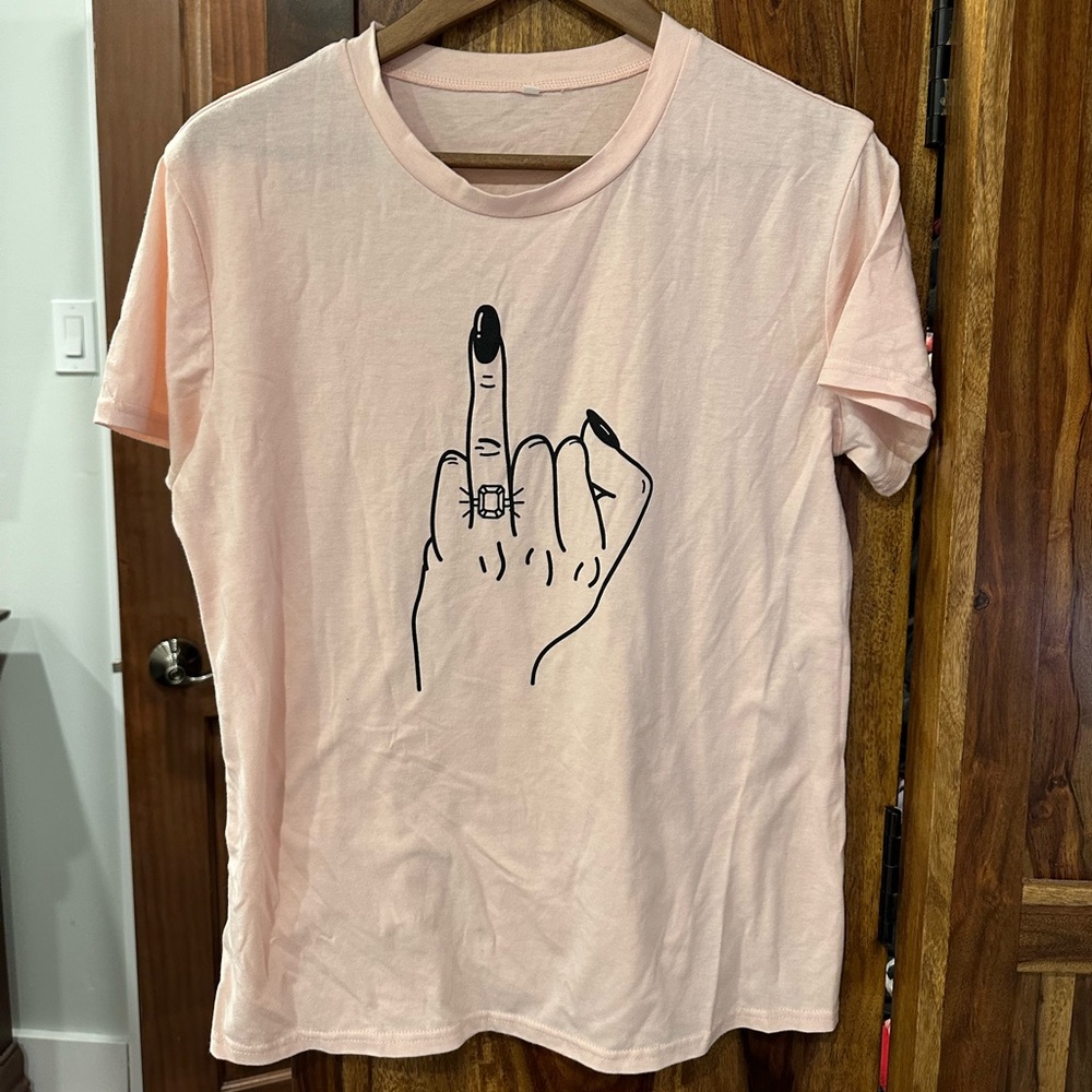 Pink graphic t shirt